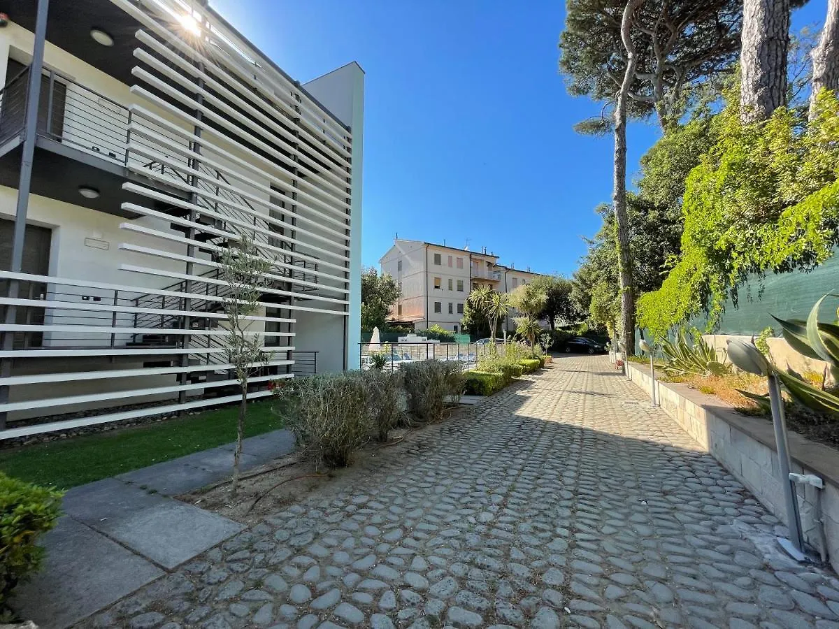 Pisa Beach Park Aparthotel Tirrenia Italy